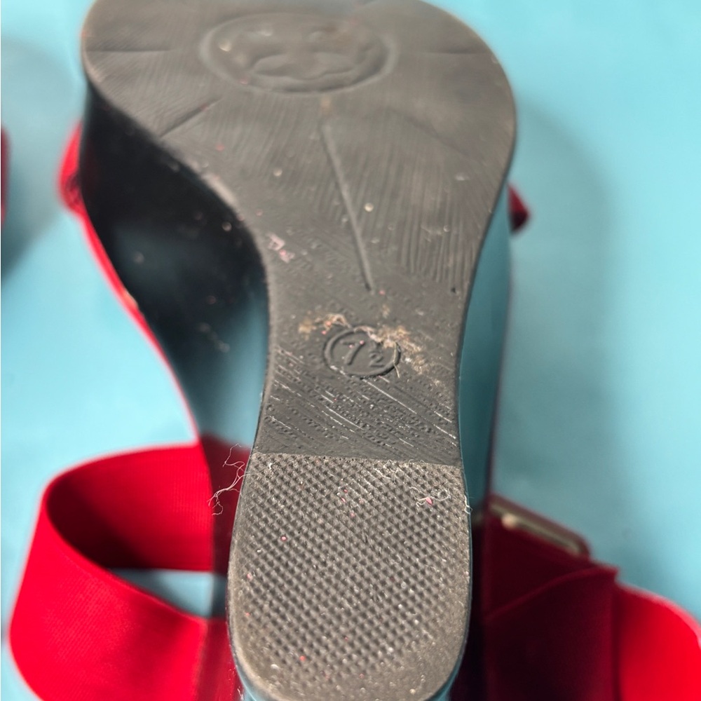 Charles By Charles David Red Patent Platform Sandals Size 7.5 - Picture 9 of 16
